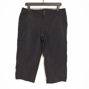 Columbia PFG Black Capri Pants Nylon Fishing Hiking Camp EUC Women's Medium